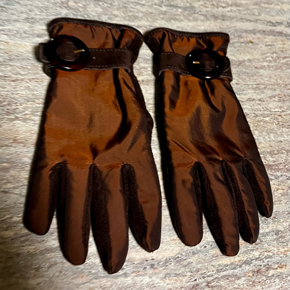 Renee’s New York brown gloves. Made in Italy